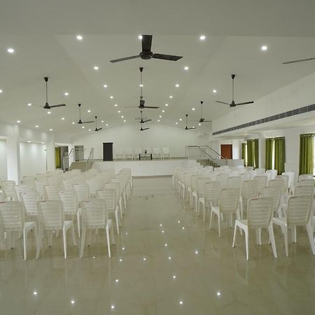Sn Rooms Perumpāvūr Kültér fotó