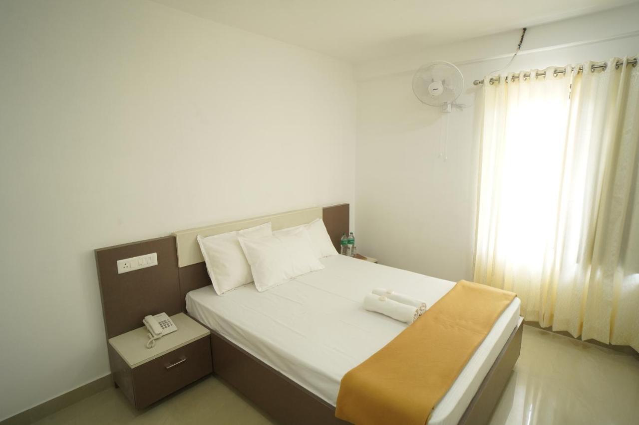 Sn Rooms Perumpāvūr Kültér fotó
