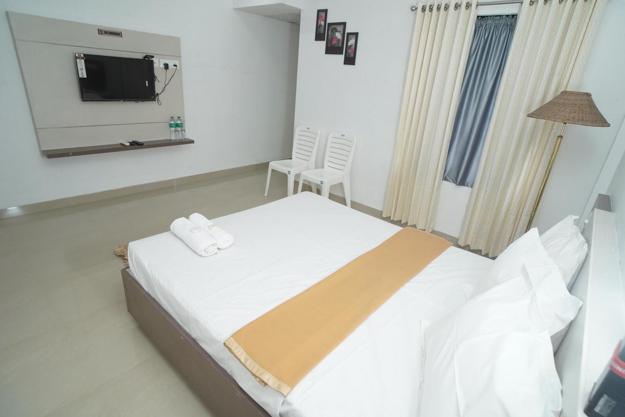 Sn Rooms Perumpāvūr Kültér fotó